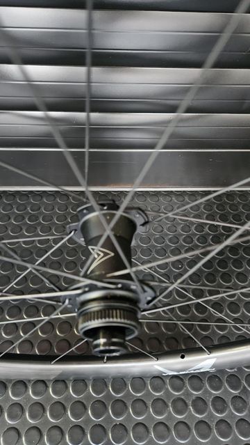 Used Bianchi Plutonium 50mm Carbon Wheelset 2026 bike — image 5 of 7