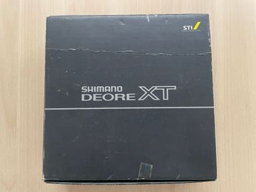 Shimano Deore XT Shifters and Brake Levers bike d'occasion — image 2 sur 3