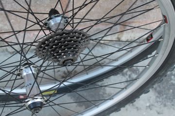 Gebrauchtes Wtb Retro 26" MTB Wheelset with Primal Raptor Tires and 8-speed Cassette bike — Bild 8 von 10