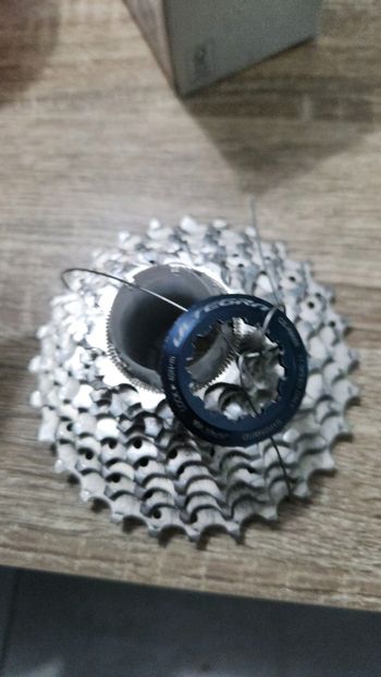 Shimano ultegra 2024 Drivetrain & Pedals usato