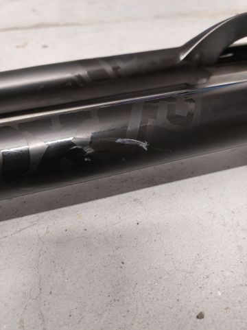 Used Fox 32 Float Rhythm 100mm 2025 bike — image 4 of 4
