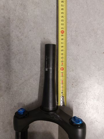Used Fox 32 Float Rhythm 100mm 2025 bike — image 2 of 4