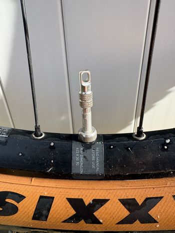 Used Dt Swiss Roue Avant Complète bike — image 4 of 4