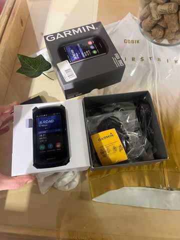 Używany Garmin Edge 1050 bike — zdjęcie 2 z 6