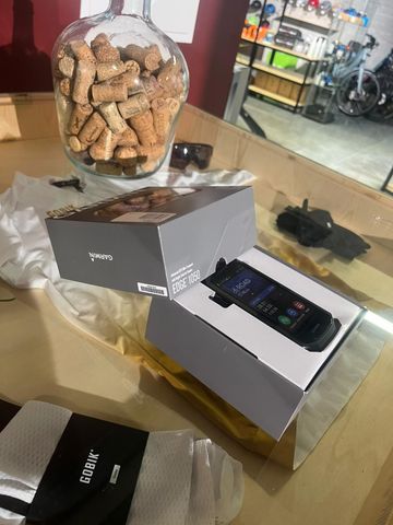 Używany Garmin Edge 1050 bike — zdjęcie 3 z 6