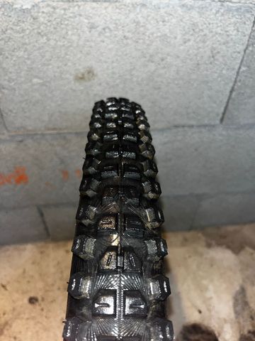 Continental Kryptotal-Re 29x2.4 DH Soft bike usato — immagine 2 di 2