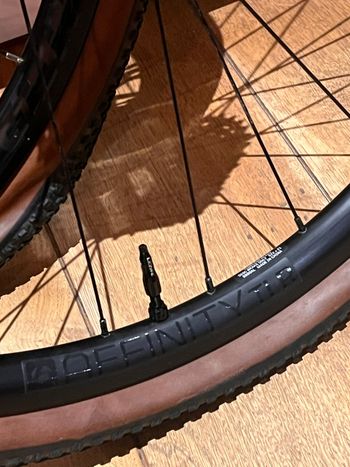 Used Trek Bontrager Affinity TLR bike — image 4 of 4