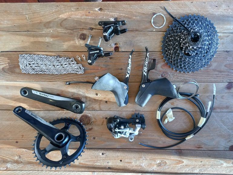 Used Sram Rival y Apex 2023 bike — image 10 of 12