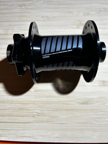 Used 2024 Sidekick Boost 110x20mm Front Wheel 32h 6-bolt bike — image 3 of 3