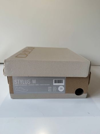 Used Giro Stylus W Size 39 bike — image 7 of 7