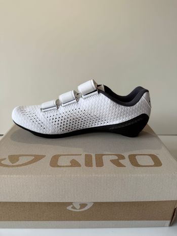 Used Giro Stylus W Size 39 bike — image 4 of 7