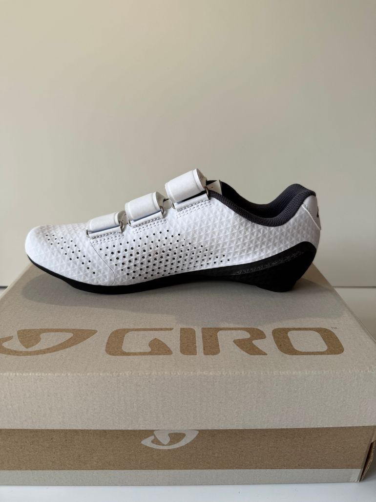 Used Giro Stylus W Size 39 bike — image 4 of 7