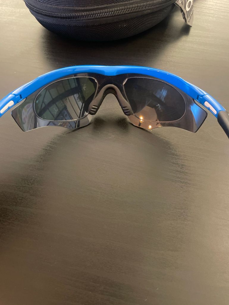 Used 2024 M2 Frame XL Prizm blu and white bike — image 5 of 7