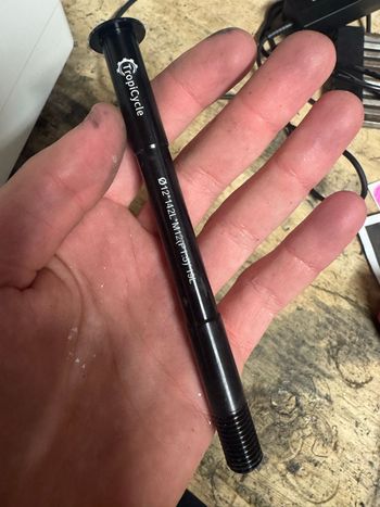 Used tropicycle steekas 142mm M12 1.5 bike — image 1 of 2