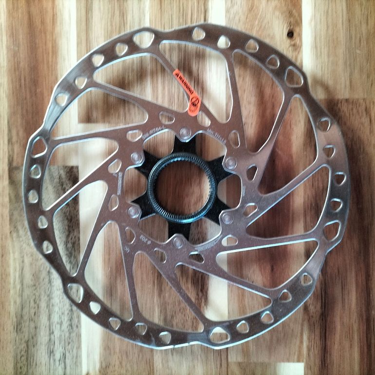 Used 2025 SM-RT64-L 203mm Center Lock Rotor bike — image 1 of 3
