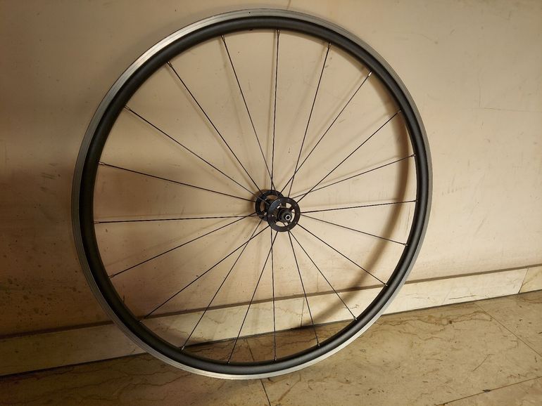 Used 2010 FSA bike — image 1 of 2