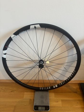 2019, Outlaw MTB Carbon Vorderlaufrad