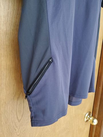 Used Canari Ridgeline Zip Neck Short Sleeve Jersey 2025 bike — image 2 of 3