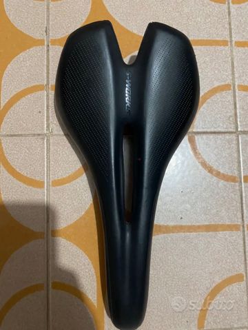 Brugt 2019 S-Works Toupe Saddles & Seatposts