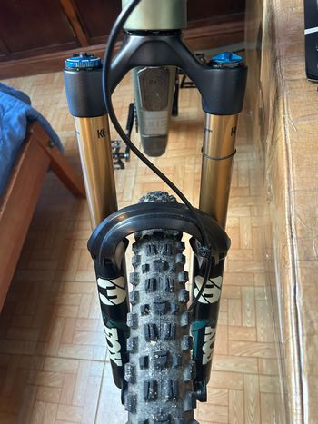 2024, 38 Factory Grip2 Fork