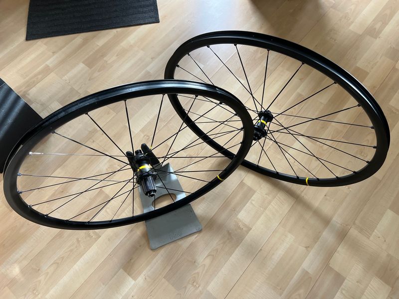 Used 2025 Ksyrium S 25 Disc Wheels