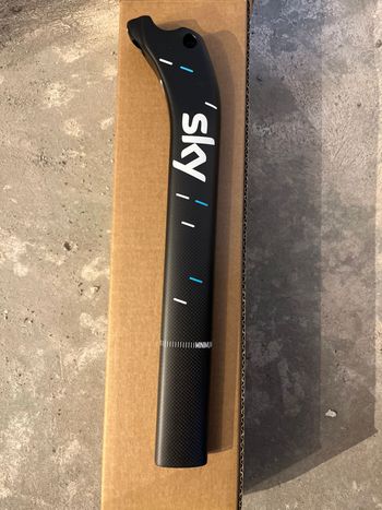 2023, Dogma F Seatpost
