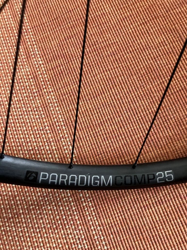 Used 2023 Paradigm Comp 25 TLR Disc Road Wheel 700c bike — image 3 of 7