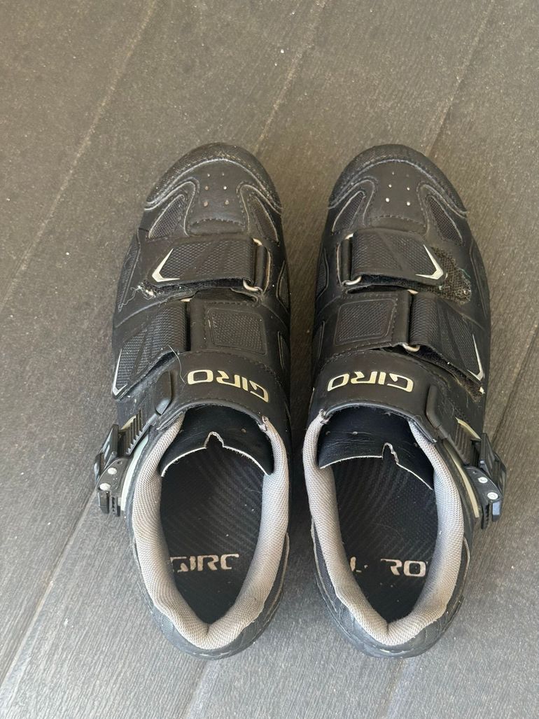 Used Giro Gauge bike — image 3 of 8