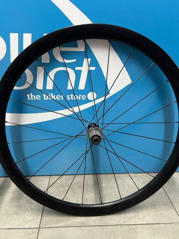 Tweedehands Bontrager Aeolus Pro 37 TLR Disc Road Wheel bike — afbeelding 2 van 5