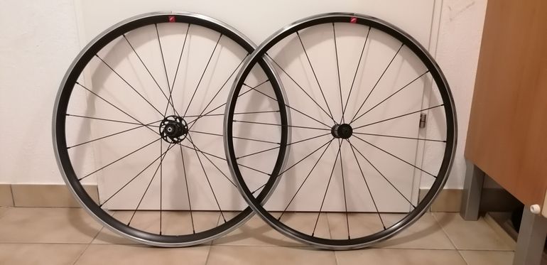 Used Fulcrum Racing 5 2020 bike — image 4 of 4