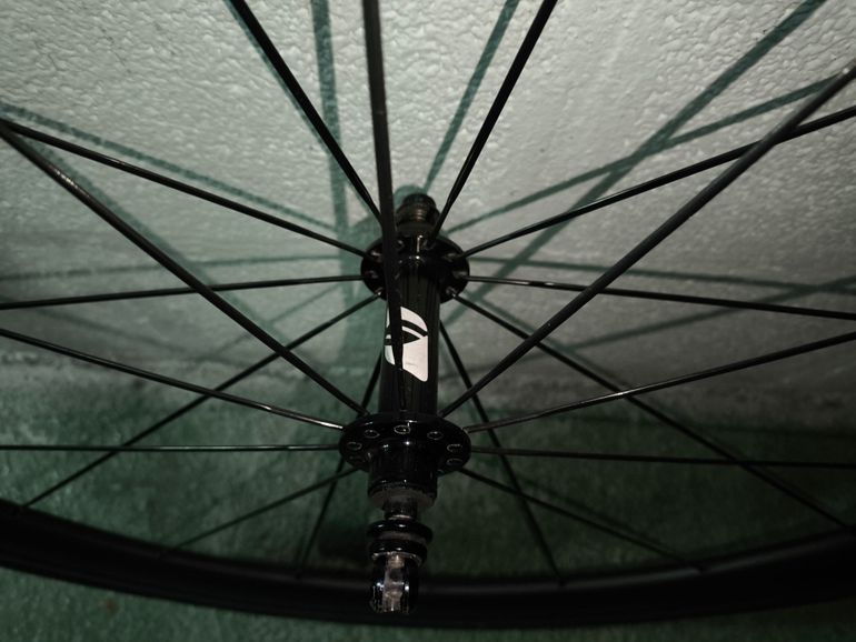 Used Speedsix Carbon Wheels 2020 bike — image 3 of 5