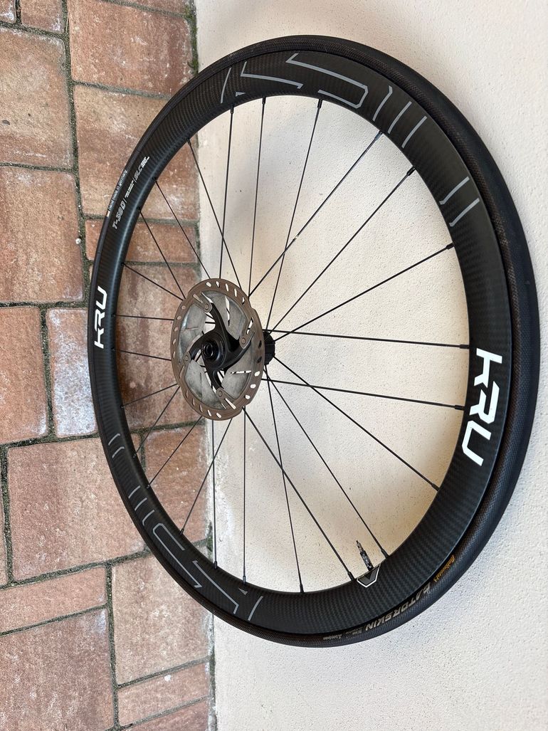 Used kru Ruote bike — image 1 of 3