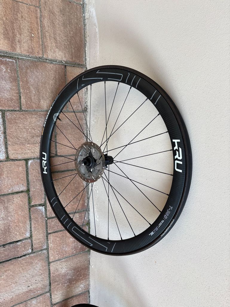 Used kru Ruote bike — image 2 of 3
