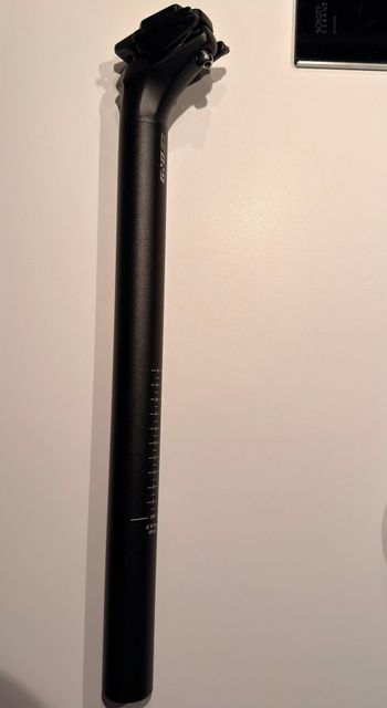 Used 2026 34,9mm X 450mm Seatpost bike