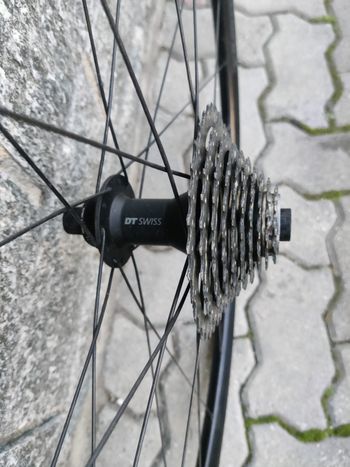 Used Dt Swiss Endurance LN 23 Wheelset bike — image 6 of 6