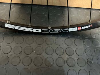 Used Mach1 250 DISC bike — image 6 of 7