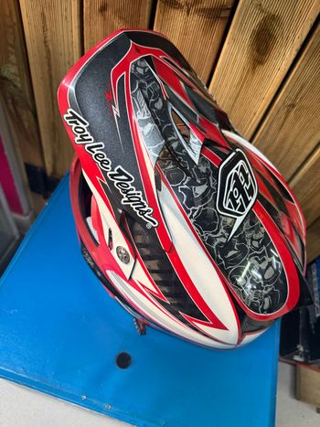 Used 2012 Capacete bike — image 4 of 6