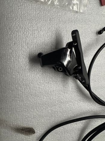 Used 2023 Rival 12-speed Shifters bike — image 3 of 4