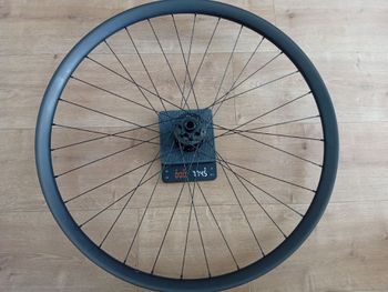 Dt Swiss, Delantera Carbono Boost