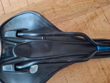 Used Selle Italia SLR Boost bike — image 2 of 4