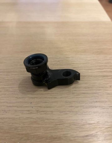 Commencal Patte de derailleur Meta HT bike d'occasion — image 2 sur 2