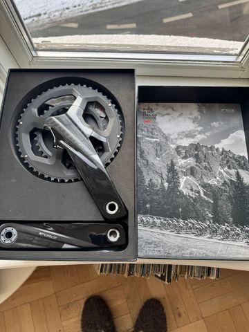 Used Fsa k-force light crank set bike — image 2 of 7