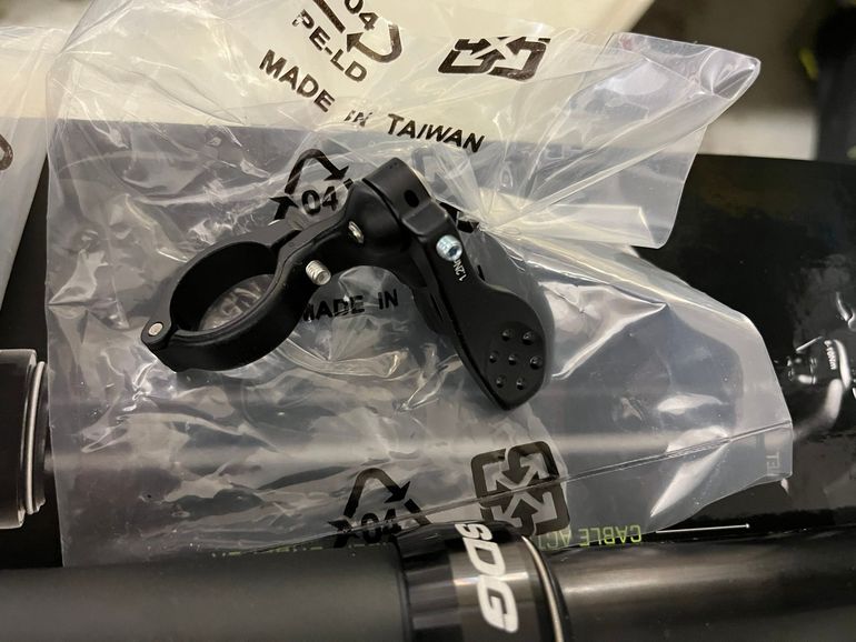 Used Sdg Tellis Dropper Post 2025 bike — image 6 of 10