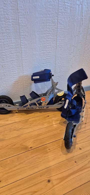 Brugt 2020 V07 Cross Skates bike — billede 1 af 11