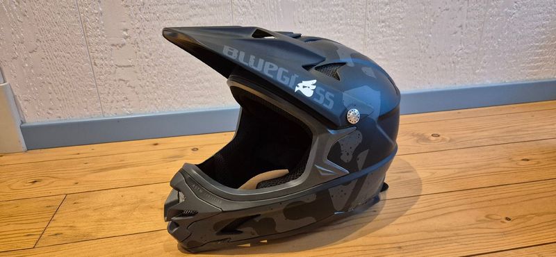 Used 2024 Full Face Helmet Cycling Accessories