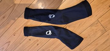 Used 2024 Knie stukken Cycling Clothing
