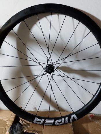 Used 2025 Viper Carbon Wheelset bike — image 7 of 8