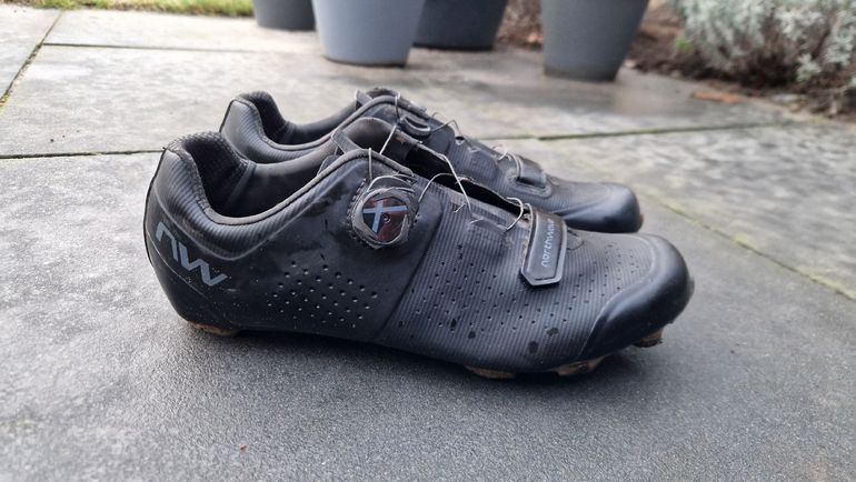 Used 2025 Razer 2 MTB Shoes bike — image 1 of 4