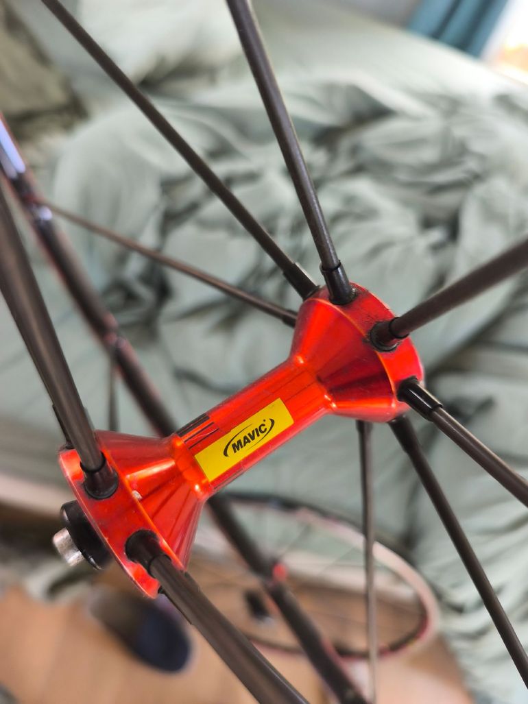 Used Mavic Aluminium Rim with Carbon Spokes bike — image 5 of 6