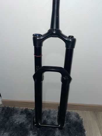 RockShox, Yari Fork